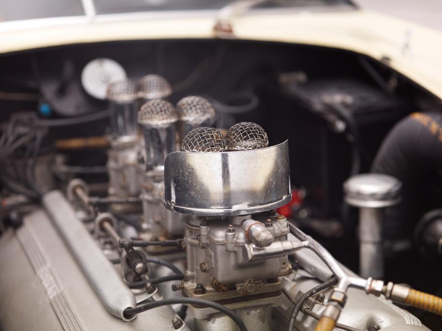  Ferrari 410 Berlinetta Speciale 1955 года  (фото 32 из 47)